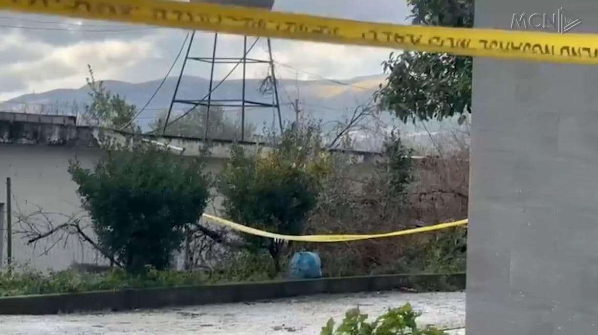 Detajet nga krimi në Orikum, 40-vjeçarja u gjet e pajetë nga i biri (VIDEO)