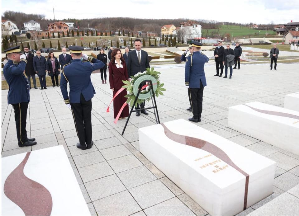 Spiropali dhe Konjufca në Kompleksin Memorial “Adem Jashari”: Dëshmi se liria ka pasur çmim jetën