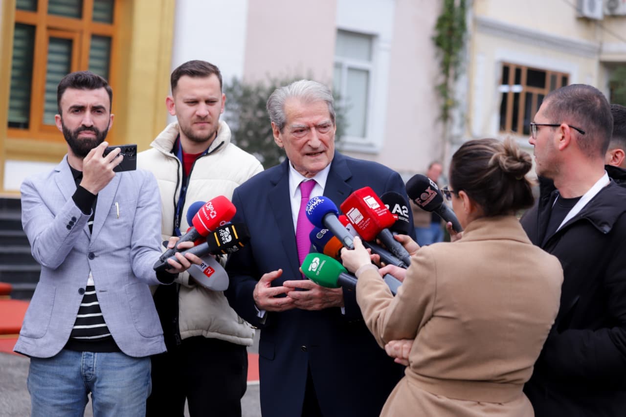 Berisha: Rama bëri grusht shteti në Kuvend, përgjigjen e merituar do e marrë më 10 shkurt