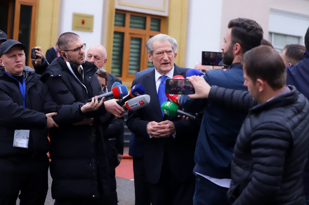 Berisha: 10 shkurti u luajti fiqirin, ky parlament është armiku më i egër i shqiptarëve