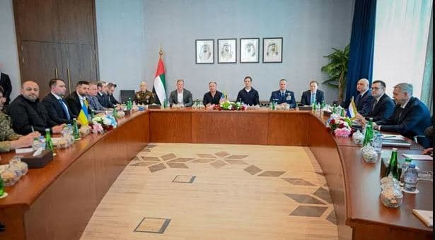 Lufta në Ukrainë/ Dita e dytë e bisedimeve në Abu Dhabi, Rusia raporton përparim 