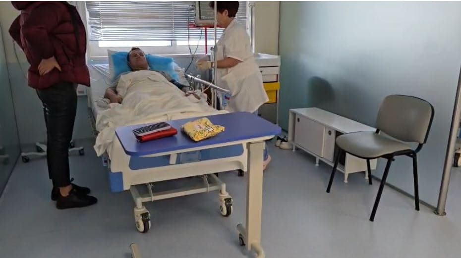 Dhunohet në Vlorë avokati i Metës, Kujtim Cakrani përfundon në spital