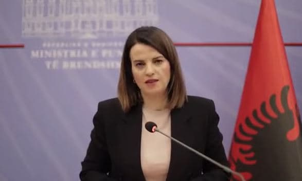 Protesta e PD/ Ministrja Koçiu: Dhuna ndaj policisë dhe përdorimi i të miturve, vepra penale