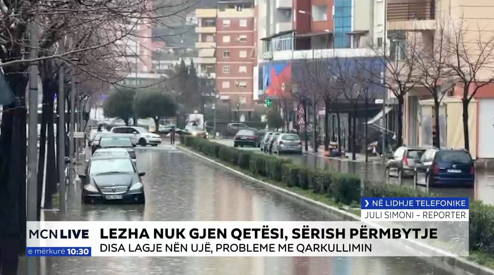 Reshjet përmbytin disa zona në Lezhë, probleme edhe me energjinë elektrike (VIDEO)