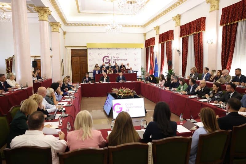 “Balluku”, Rama 3 konkluzione për Kushtetuesen: Grupi i PS do ndërhyjë në legjislacion