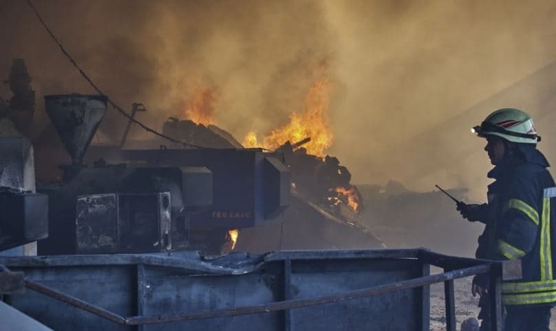 Sulm masiv me raketa mbi Kievin, goditen pallate dhe objekte banimi
