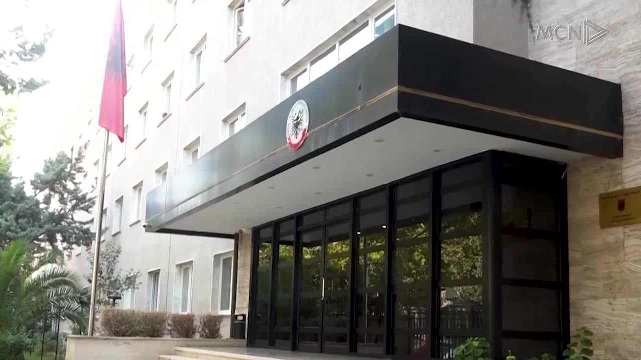 Vdekja e 3-vjeçarit pas ndërhyrjes dentare / Mbyllen hetimet, Prokuroria e Tiranës dërgon në gjyq 7 persona (VIDEO)