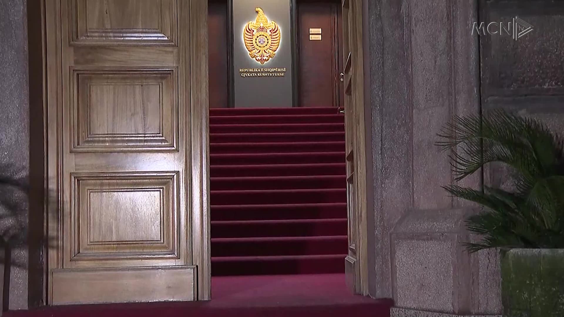 Kushtetuesja lë në fuqi pezullimin e Ballukut / Gjykata rrëzon kërkesën e Këshillit të Ministrave (VIDEO)
