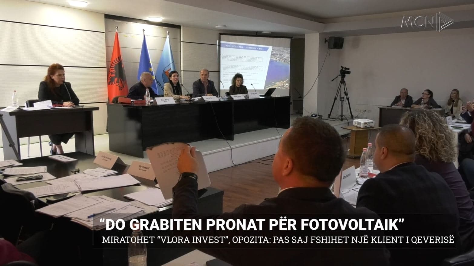 “Do grabiten pronat për fotovoltaik”/ Miratohet “Vlora Invest”, opozita: Pas saj fshihet një klient i qeverisë (VIDEO)