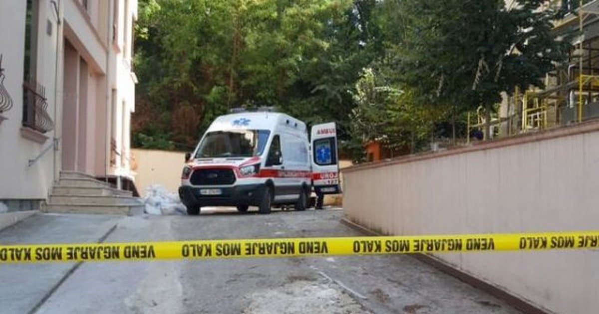 76-vjeçari nga Shkodra hidhet nga pallati, humb jetën