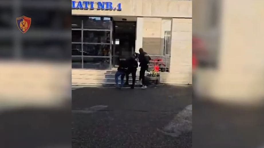 Në kërkim nga drejtësia italiane, kapet në Tiranë i dënuari me 7 vite burg 