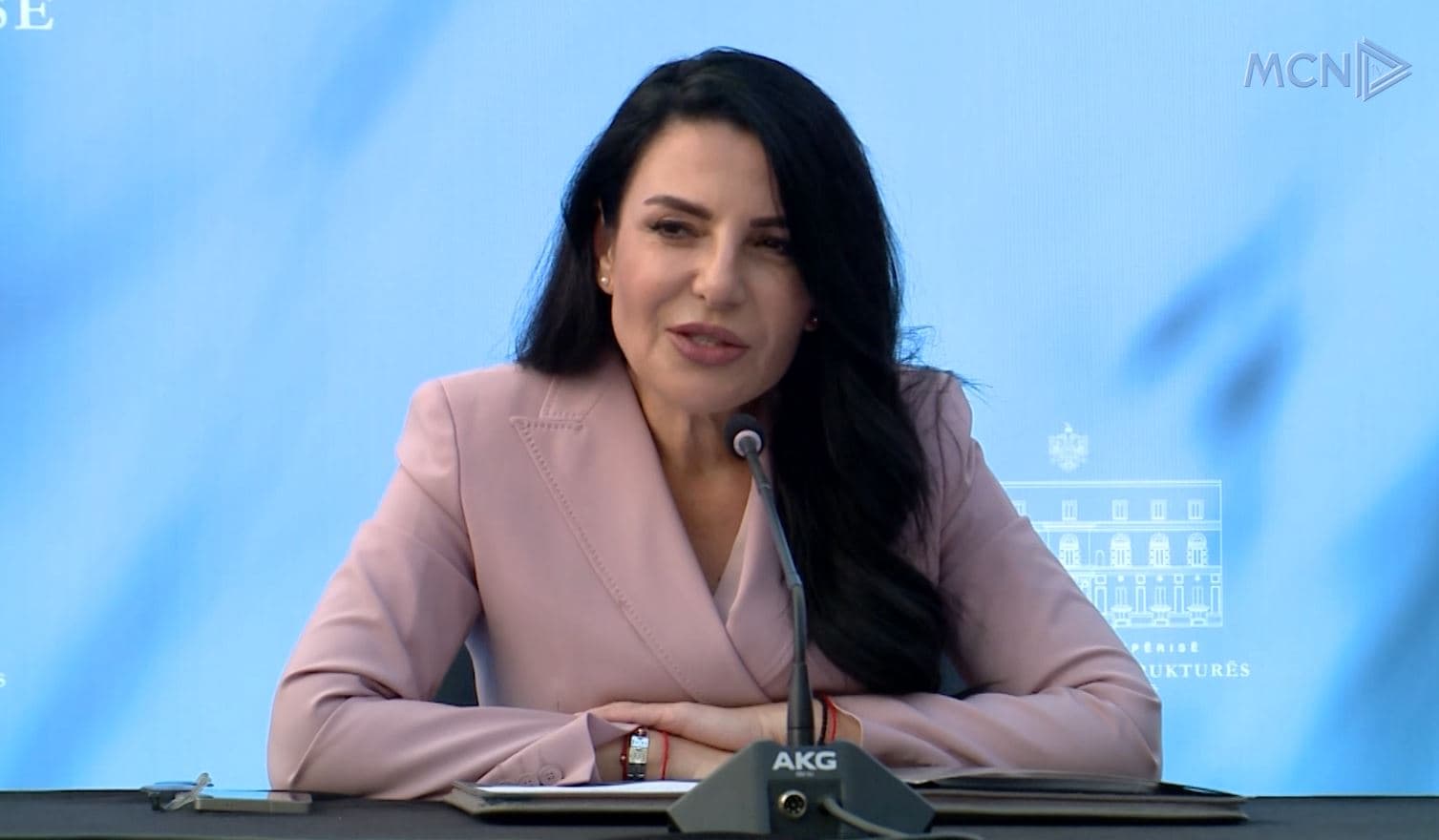 Balluku i kalon stafetën Karakaçit/ “Besoj te drejtësia, hetimi do nxjerrë të vërtetën” (VIDEO)