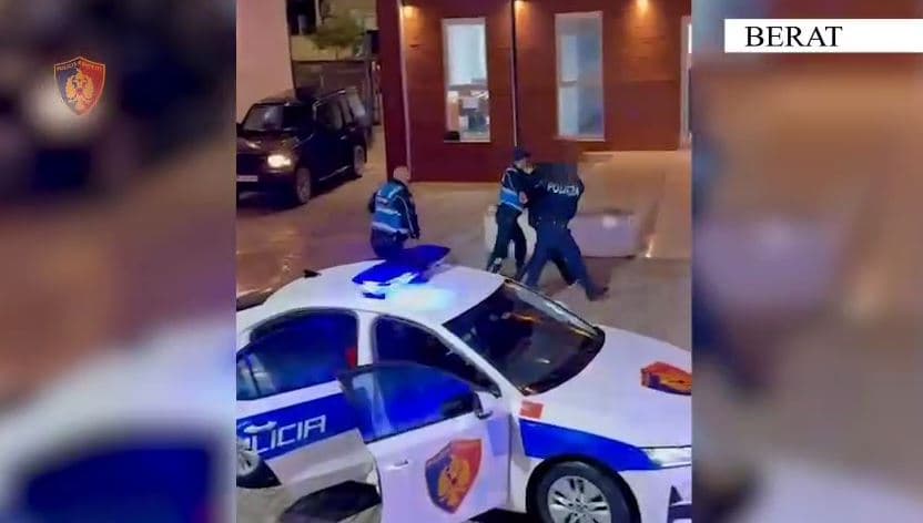   Plagosi me thikë 48-vjeçarin pas sherrit, arrestohet autori në Berat