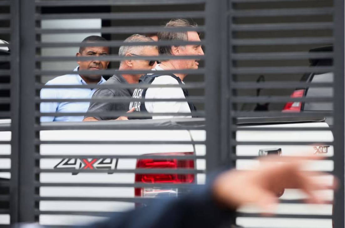 Brazil, ish-Presidenti Bolsonaro dërgohet në arrest shtëpie për të vuajtur dënimin 