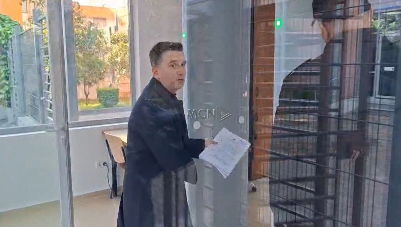 U padit nga biznesmeni, Erion Braçe paraqitet në GJKKO