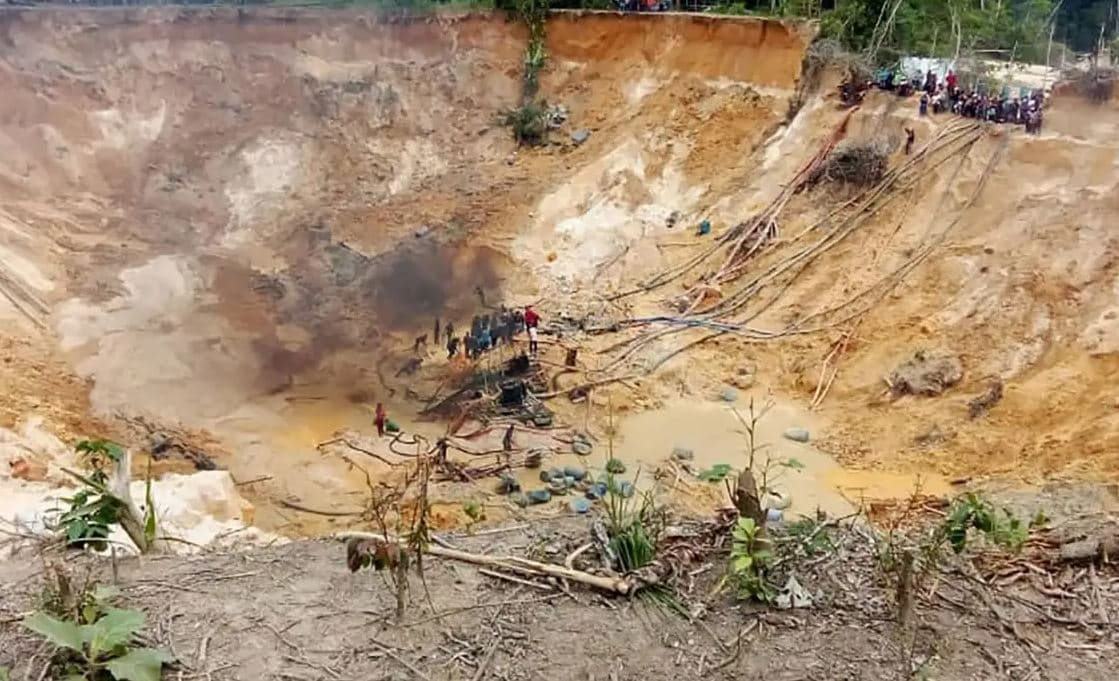 Pas naftës, minierat/ SHBA-të në Karakas me kompani për kërkime mineralesh