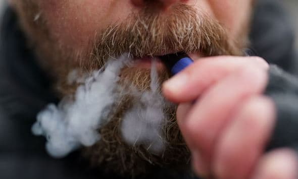 Cigaret elektronike mund të shkaktojnë kancer të mushkërive dhe gojës