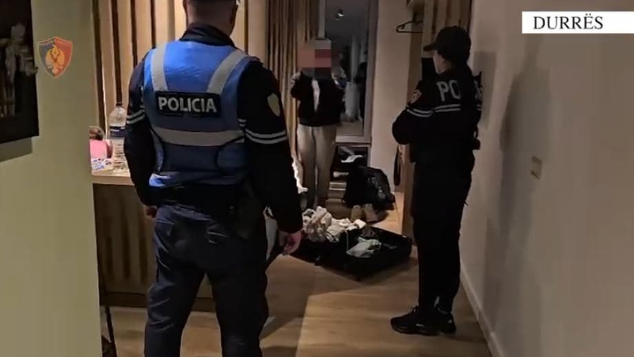 Prostitucion në dy ambiente me qira, arrestohen dy braziliane në Durrës (VIDEO)