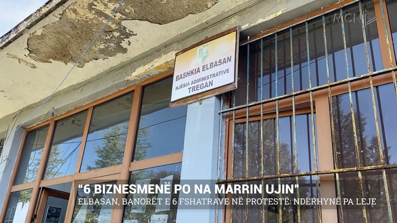 “6 biznesmenë po na marrin ujin/ Elbasan, banorët e 6 fshatrave në protestë: Ndërhynë pa leje (VIDEO)
