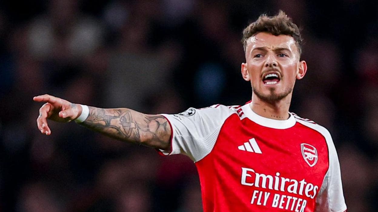 Manchester United, gjen mbrojtës tek Arsenali