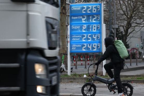 Gjermania kufizon rritjen e çmimeve të karburantit, gjoba deri në 100 mijë euro