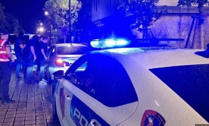 Tiranë/ Plagosje me armë zjarri në zonën e Saukut