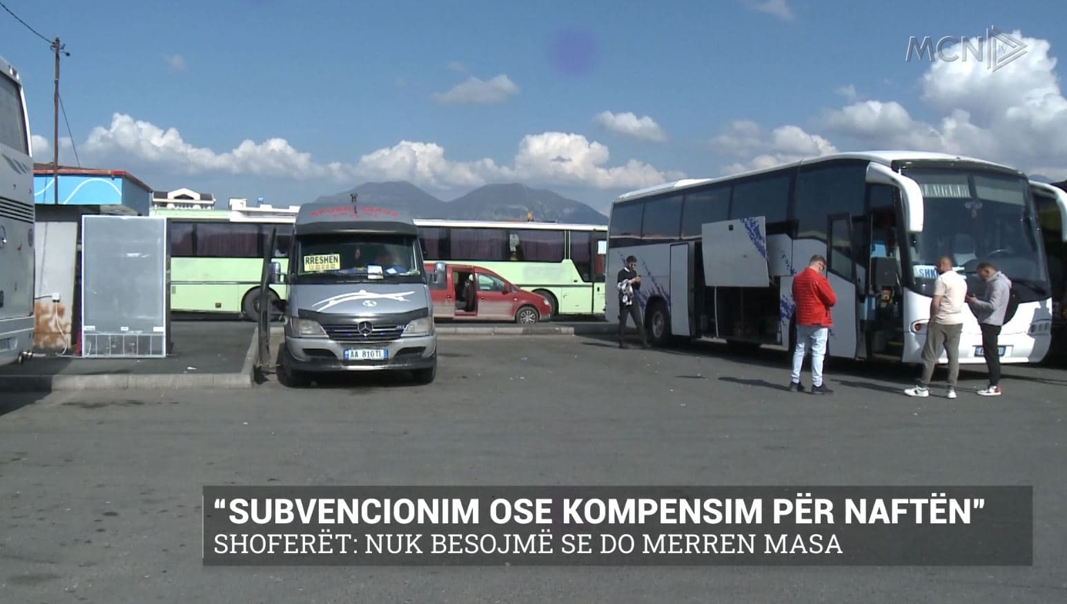 “Subvencionim ose kompensim për naftën”/ Shoferët: Nuk besojmë se do merren masa (VIDEO)