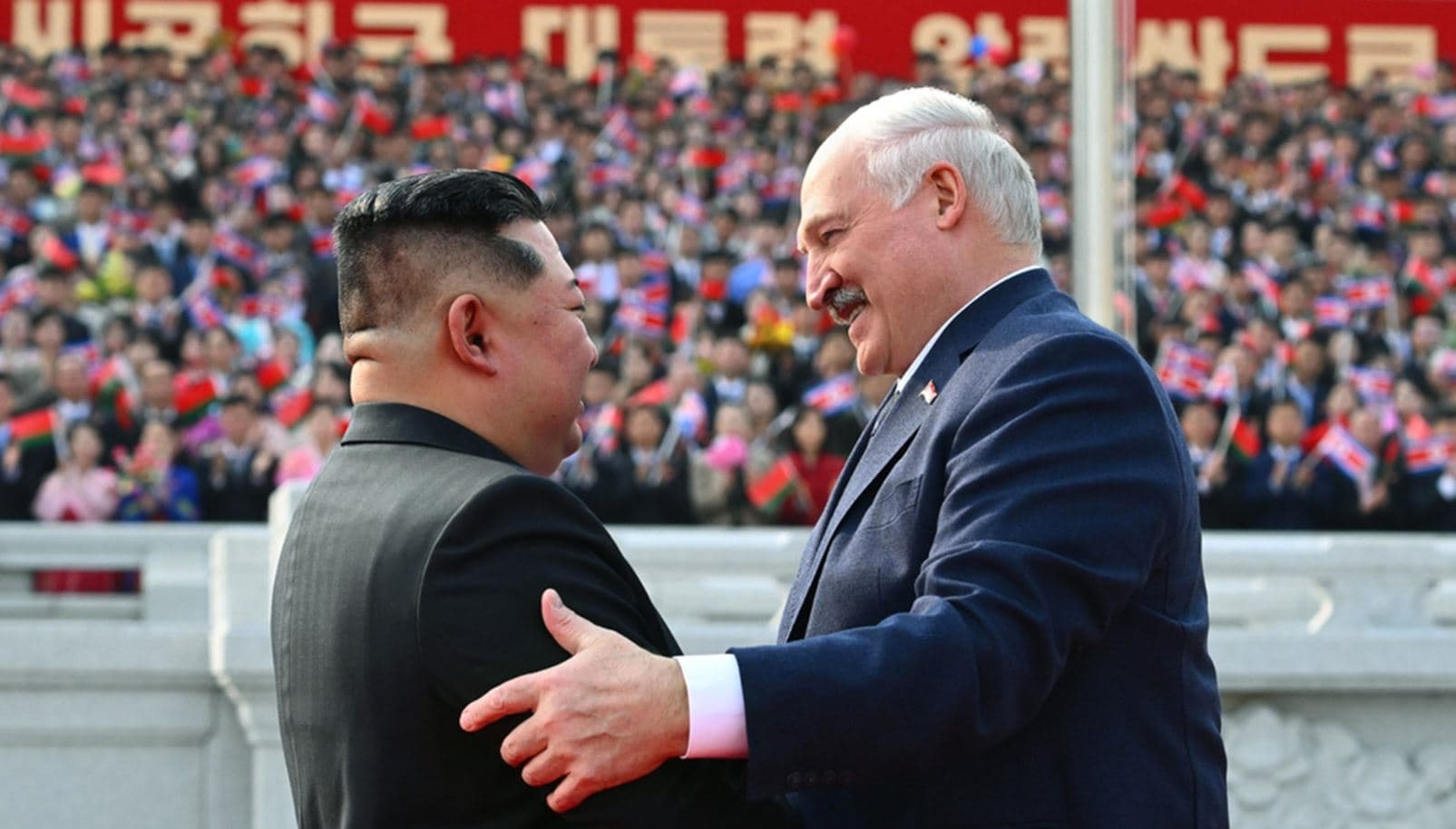 Kim Jong Un dhe Lukashenko nënshkruajnë traktatin e miqësisë dhe bashkëpunimit