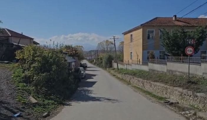 Korçë/ Tentoi t’i jap fund jetës, 17-vjeçarja përfundon në spital