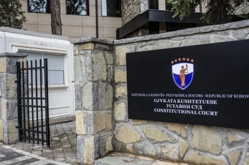   VV e dërgon në Kushtetuese dekretin e Osmanit për shpërndarjen e Kuvendit: Është jokushtetues