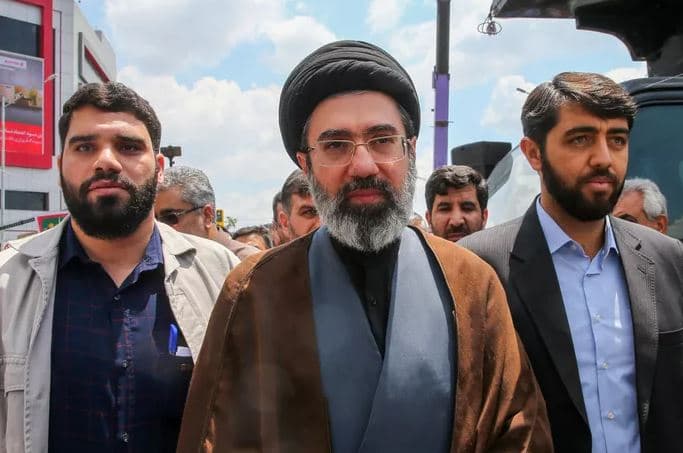 Mojtaba Khamenei: Ngushtica e Hormuzit duhet të mbetet e mbyllur. Irani do hakmerret për gjakun e martirëve të tij