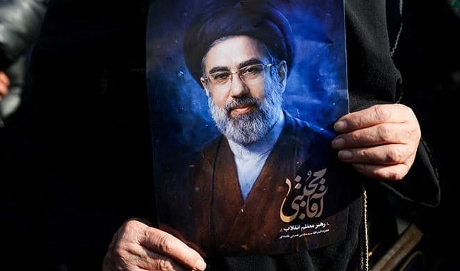 Mojtaba Khamenei, figura diskrete që pritet të ndjekë linjën e fortë të babait