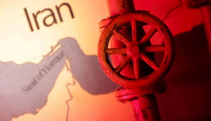 Marina amerikane refuzon të shoqërojë anijet në Ngushticën e Hormuzit, rreziku nga Irani shumë i lartë