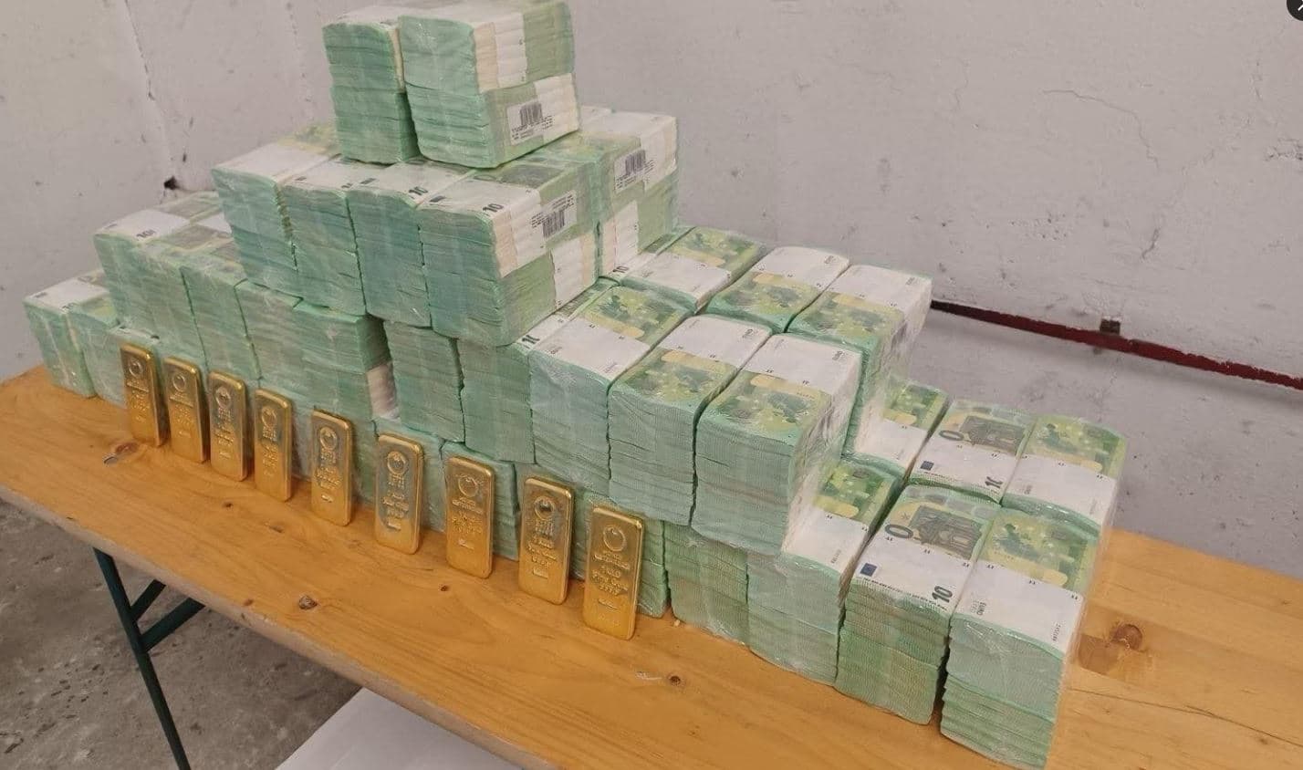 “Karvani i arit ukrainas”, miliona dollarë, euro dhe flori ndalohen në Hungari (VIDEO)