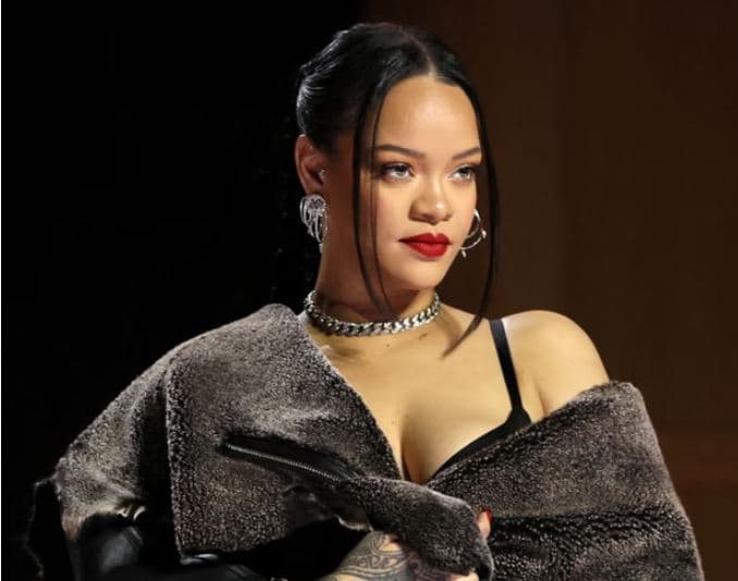 Sulm me armë drejt rezidencës së Rihannës në Beverly Hills, ndërsa këngëtarja ishte në shtëpi 
