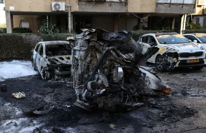 Raketa, dronë dhe shpërthime/ Izraeli dhe Irani përshkallëzojnë sulmet, rajoni në alarm