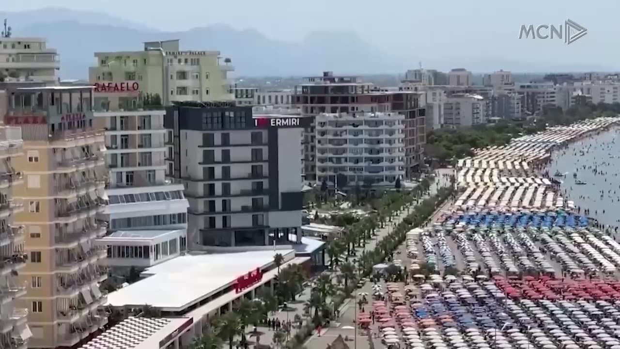 Pronat, të huajt zgjedhin bregdetin / Në Durrës kryesojnë italianët, rritet interesi edhe nga amerikanët (VIDEO)