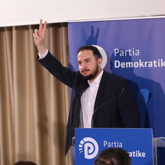 Berisha akuzon Salianjin për lidhje me persona të krimit/ Reagon ish-deputeti: Kur nuk ke përgjigje për dështimin, shpik histori