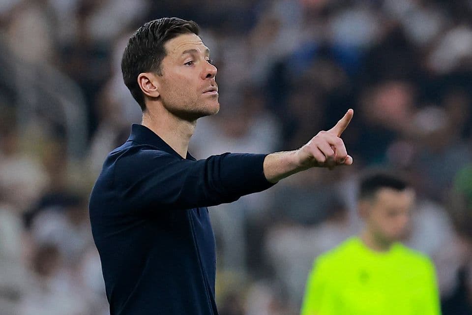 Chelsea, në garë për Xabi Alonson