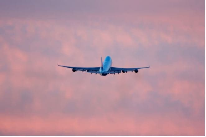 Katër aeroporte italiane përballen me kufizime në karburantin e avionëve