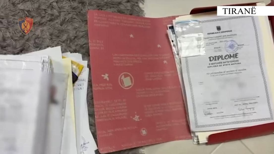 Zbulohet në Tiranë laboratori ku falsifikoheshin diploma, arrestohet një person