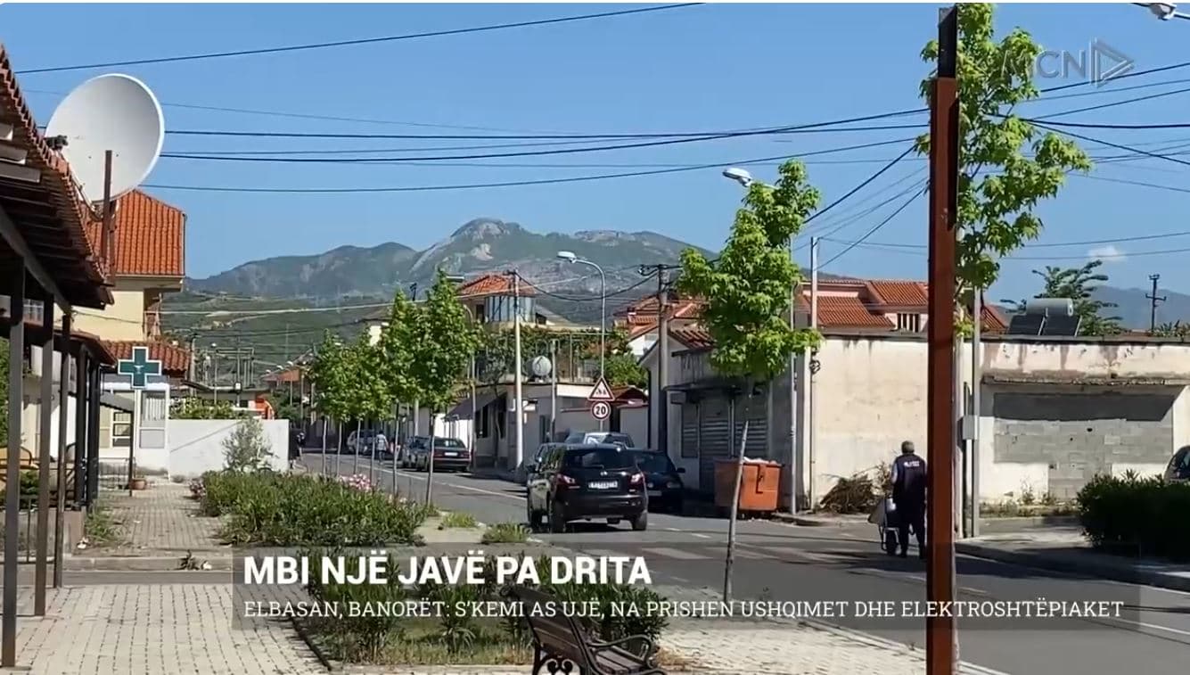 Mbi një javë pa drita. Elbasan, banorët: S’kemi as ujë, na prishen ushqimet dhe elektroshtëpiaket