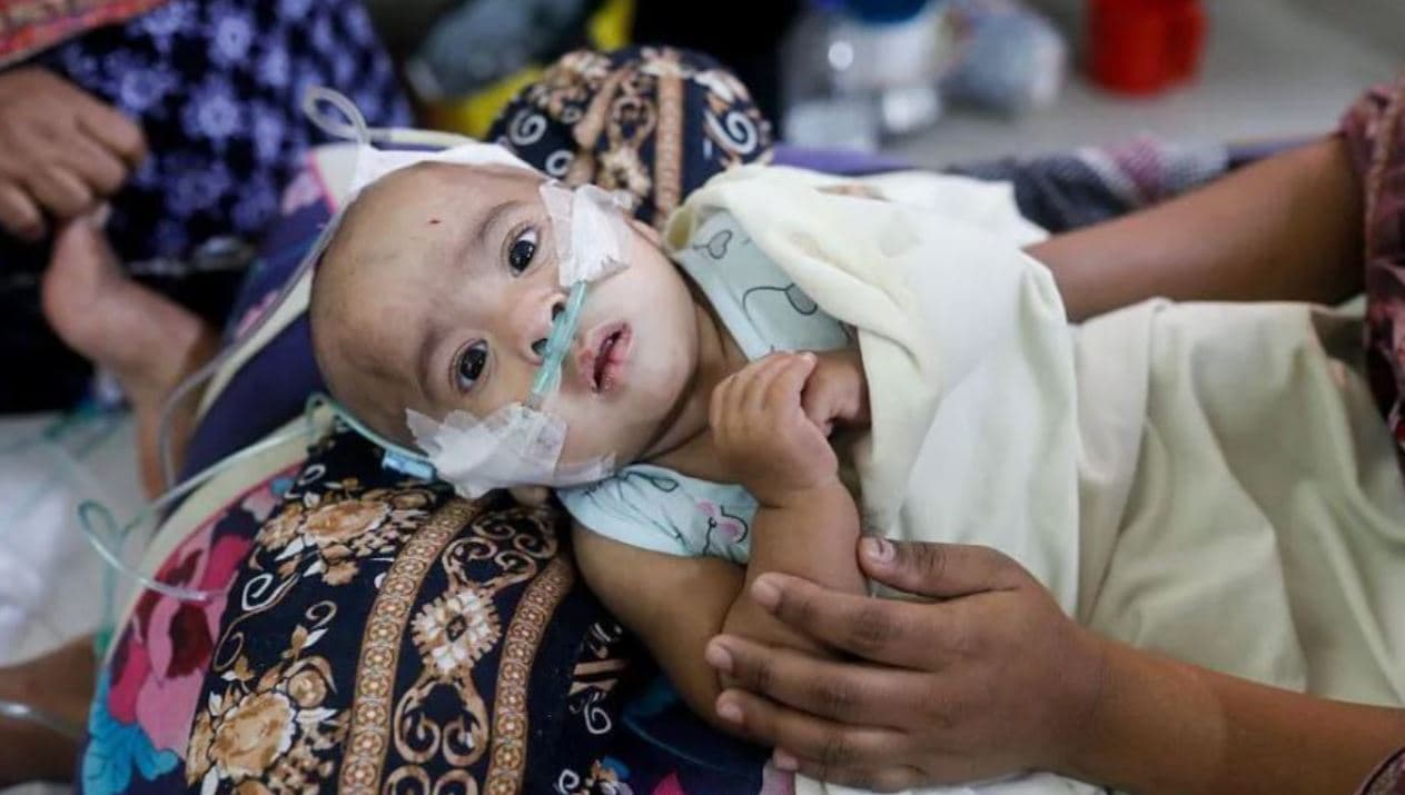 Bangladesh/ Vaksina emergjente pas vdekjes së 100 fëmijëve nga fruthi