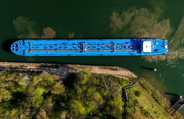 Nafta bie me 15% pas armëpushimit SHBA–Iran