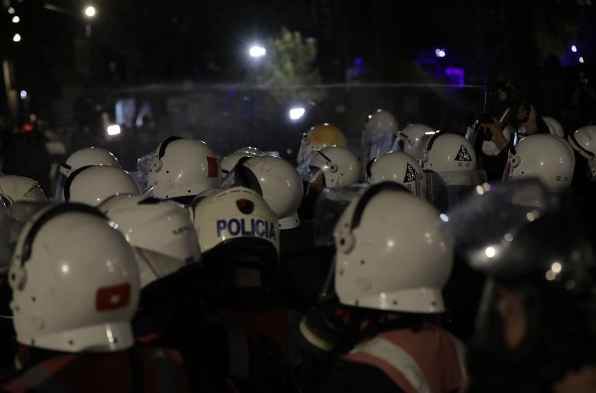 Protesta e PD-së, 11 të arrestuar dhe disa të plagosur 