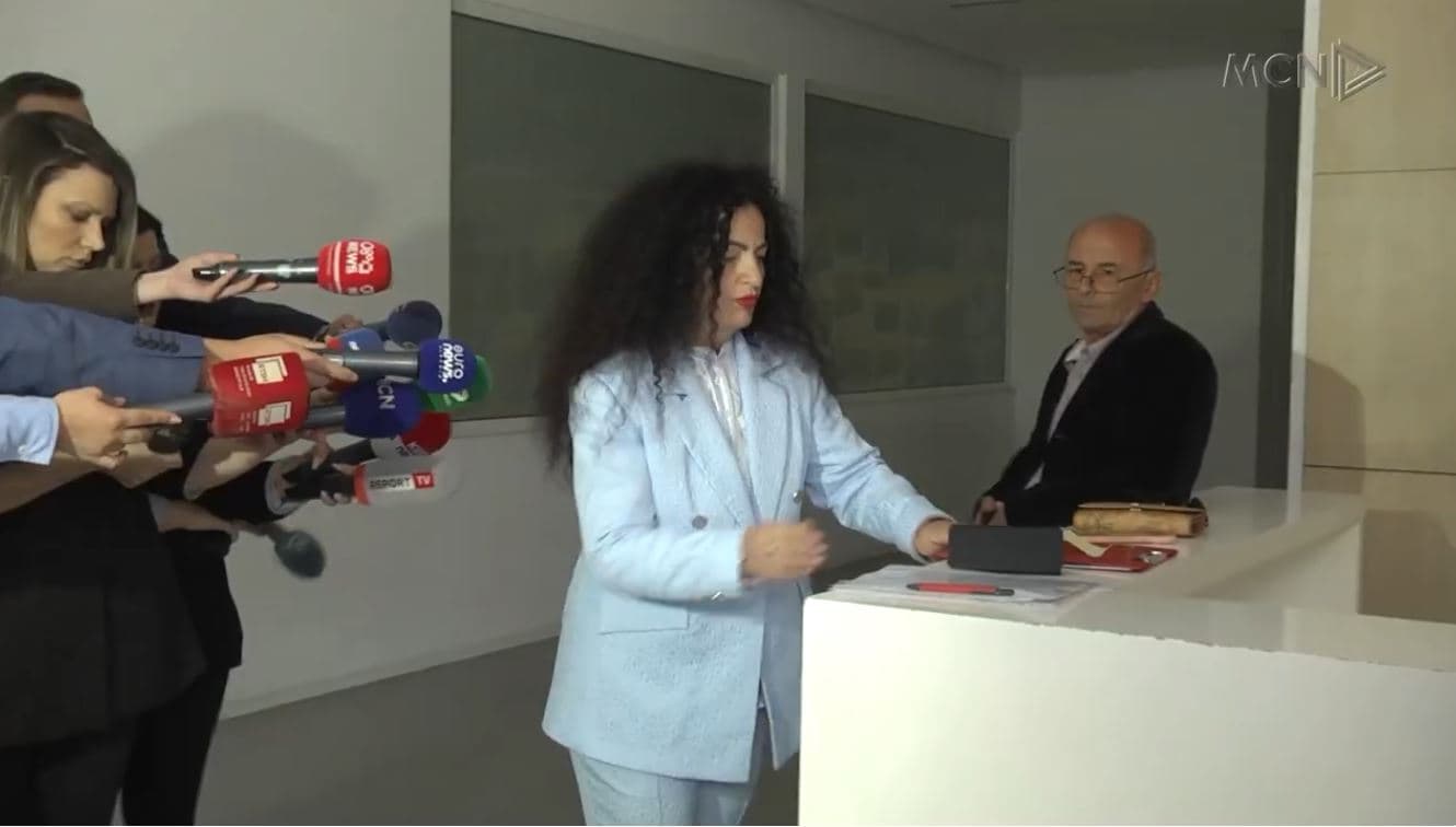 PD i mbyll derën konkurrentëve të Berishës. Noka: Nuk pranojmë administratorë të kompanive të Agasit