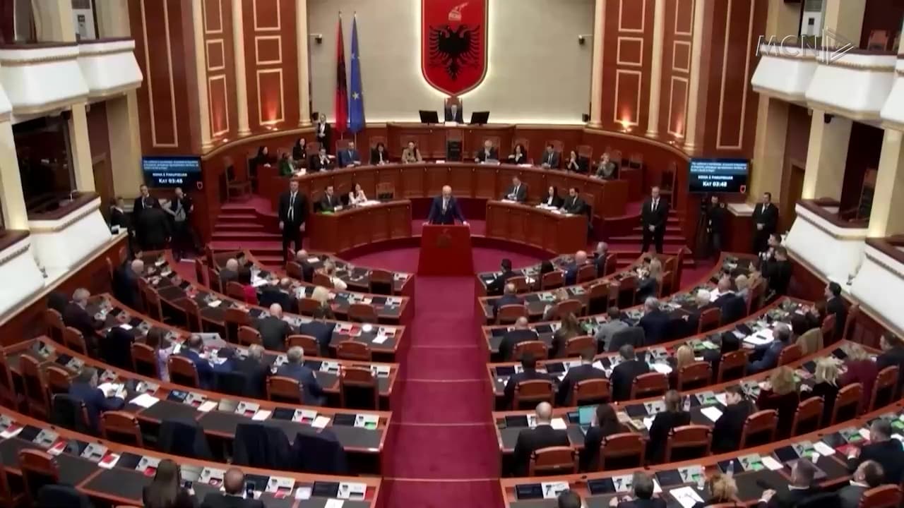 18 ligje me porosi që janë kundër politikës së BE / Tabaku: Me territorialen synojmë decentralizimin e shërbimeve (VIDEO)