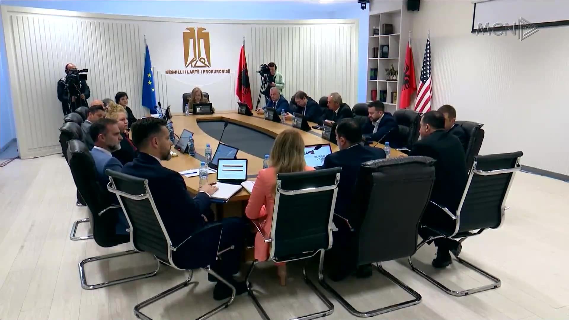 “Arresti me burg u ul me 53%” / Drejtuesi i SPAK para KLP: Vetëm 110 raste me këtë masë (VIDEO)