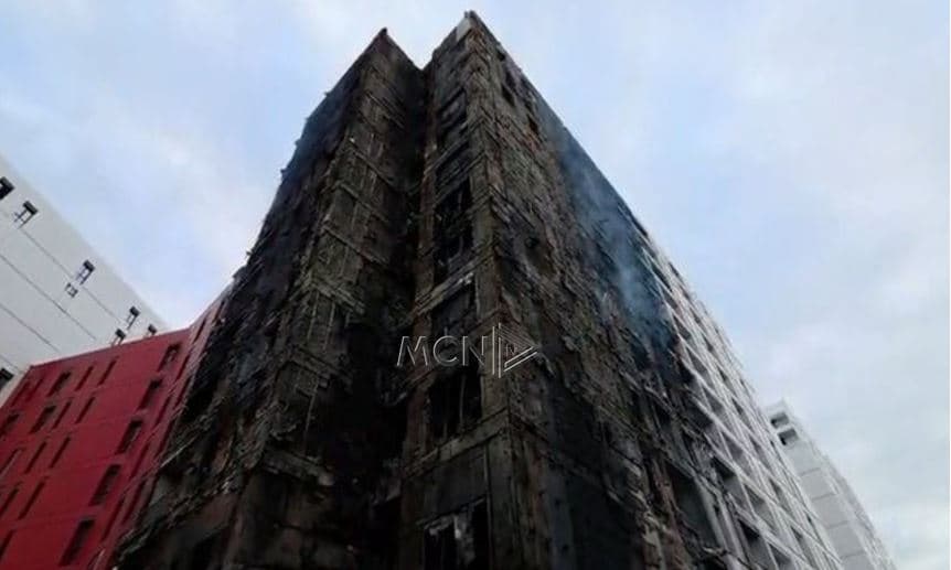 Zjarri në kompleksin “Arlis” në Tiranë la pas vetes 30 apartamente të prekura nga flakët