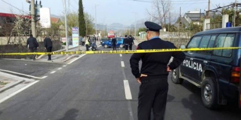 Aksident me vdekje në Shkodër, të moshuarin e përplas kamioni 